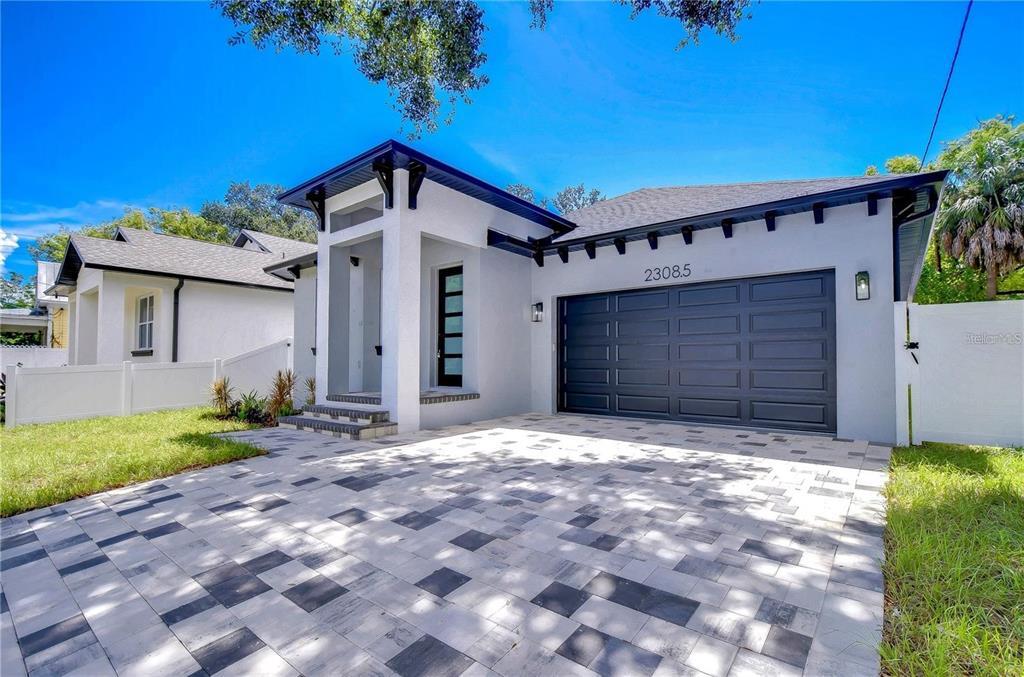 2308 W St Louis St in Tampa, FL - Building Photo