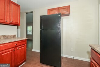 261 Hermer Cir NW in Atlanta, GA - Building Photo - Building Photo