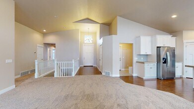 14764 S Briar Park Rd in Herriman, UT - Building Photo - Building Photo