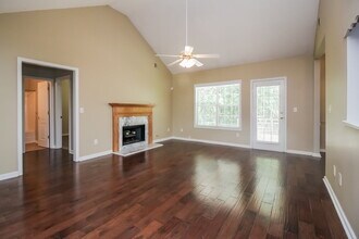 1331 Vine Cir in Mcdonough, GA - Building Photo - Building Photo