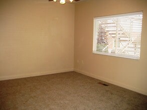 700 N Main St in Washington, UT - Building Photo - Building Photo