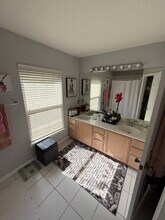 1011 Woodfield Rd in Greenacres, FL - Building Photo - Building Photo