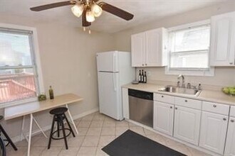 58 Hinckley St in Somerville, MA - Building Photo - Building Photo