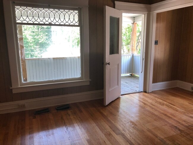 property at 741 Maryland Ave