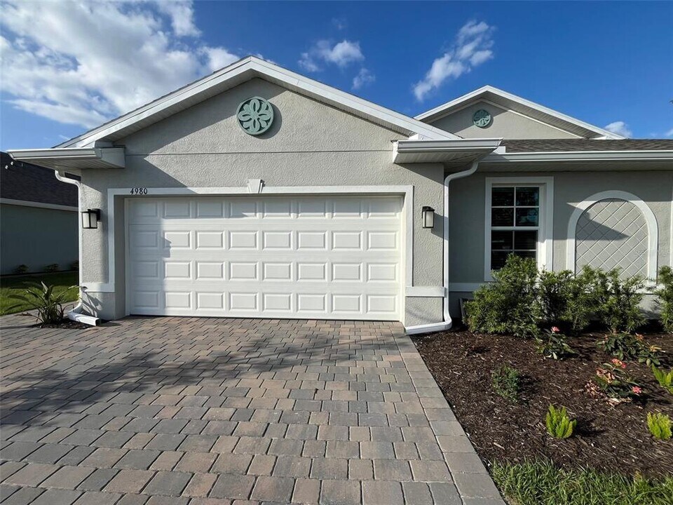 4980 Schubert Trl in North Port, FL - Building Photo