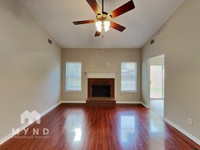 301 Lacebark Ln in Hampton, GA - Building Photo - Building Photo