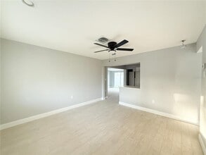 14000 Miramar Ave in Madeira Beach, FL - Building Photo - Building Photo