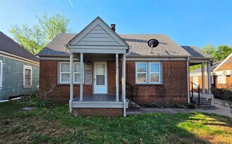 2326 NW 22nd St in Oklahoma City, OK - Building Photo