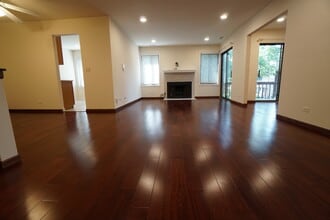 6237 Trinity Dr in Lisle, IL - Building Photo - Building Photo