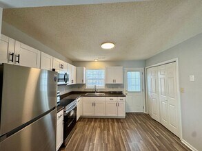 1141 Pueblo Dr in Jacksonville, NC - Building Photo - Building Photo