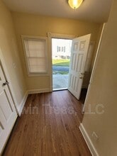 5739 Main St in Mount Jackson, VA - Building Photo - Building Photo