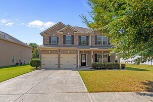 3379 Gardenside Walk SW in Loganville, GA - Building Photo