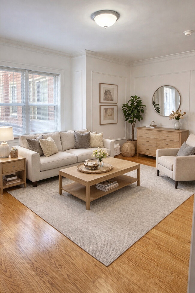 1724 E 70th St in Chicago, IL - Building Photo - Building Photo