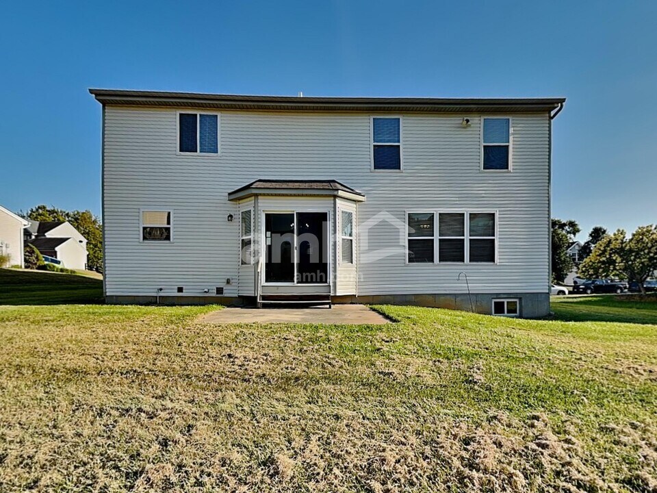 10742 Stone Ridge Way in Harrison, OH - Building Photo
