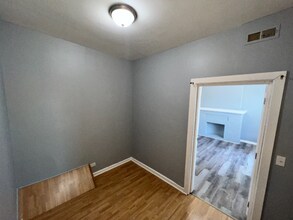 2701 E 75th Pl in Chicago, IL - Building Photo - Building Photo