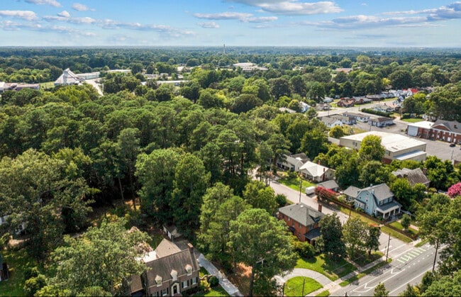 620 Falls Rd in Rocky Mount, NC - Building Photo - Building Photo