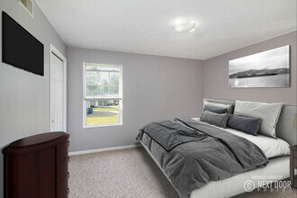 906 Cedar Run Ct NW in Walker, MI - Building Photo - Building Photo