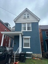 2661 Bellevue Ave in Cincinnati, OH - Building Photo
