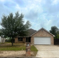 1222 E 2nd St in Mission, TX - Building Photo