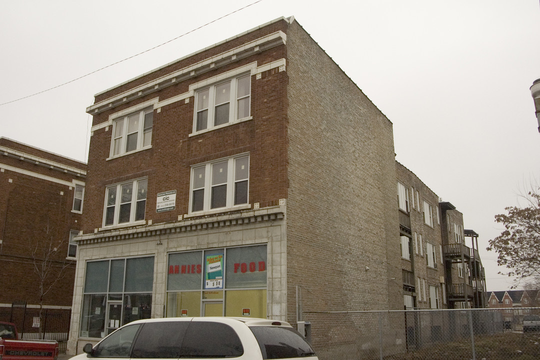 3445 W Madison St in Chicago, IL - Building Photo