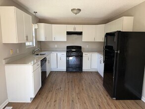 320 W Chestnut Ave in Wake Forest, NC - Building Photo - Building Photo