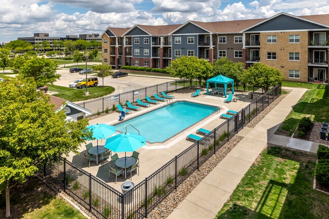 Sierra Pointe Apartments