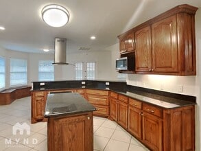 2113 Tippy Terrace in Edgecliff Village, TX - Building Photo - Building Photo