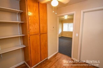 1827 Harris St in Eugene, OR - Building Photo - Building Photo