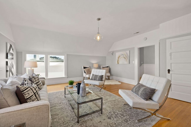 607A Frederick St, Unit 607A Frederick St in San Francisco, CA - Foto de edificio - Building Photo