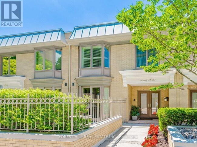 49 Lower Village Gate in Toronto, ON - Building Photo - Building Photo