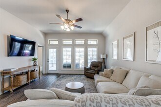 226 N Bearkat Ct in Montgomery, TX - Building Photo - Building Photo