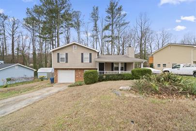 1496 Cherry Hill Rd SW in Conyers, GA - Building Photo