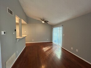 3850 Mulkey Cir SW in Marietta, GA - Foto de edificio - Building Photo