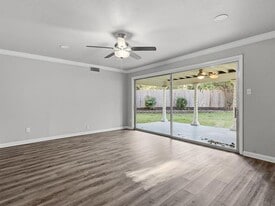 4900 Vega Ct E in Fort Worth, TX - Building Photo