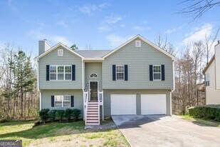 7370 Hunters Ridge Dr in Douglasville, GA - Building Photo
