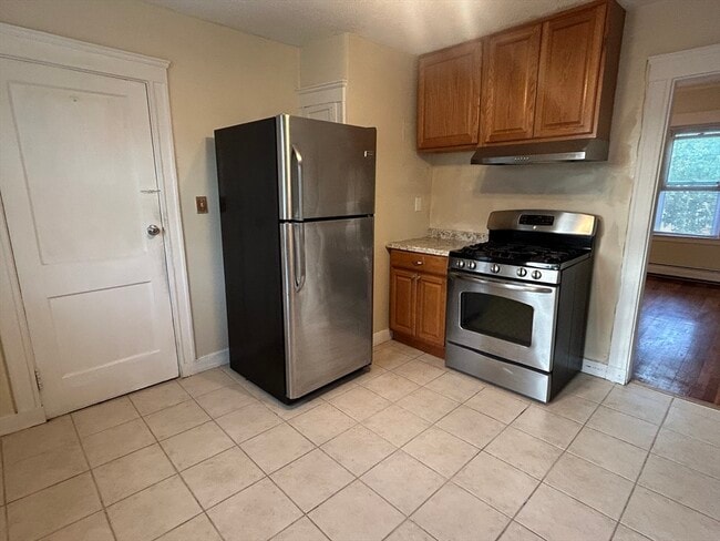 31 Harvard St in Medford, MA - Building Photo - Building Photo