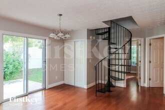 680 Crossbridge Alley in Alpharetta, GA - Building Photo - Building Photo