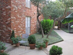 4317 Hartford St in Dallas, TX - Foto de edificio - Building Photo
