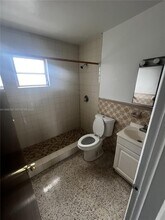 619 SW 11th Ave in Miami, FL - Building Photo - Building Photo