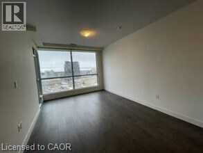 100 Garment St in Kitchener, ON - Building Photo - Building Photo