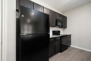 Meadowbrook in Dallas, TX - Building Photo