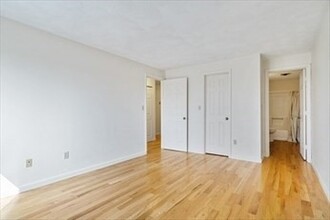 1570 Massachusetts Ave, Unit 806 in Cambridge, MA - Building Photo - Building Photo
