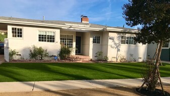 6244 Shirley Ave, Unit 6244 in Tarzana, CA - Building Photo