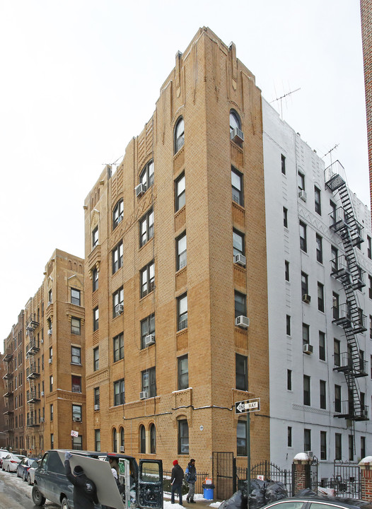 712 E 27th St in Brooklyn, NY - Building Photo