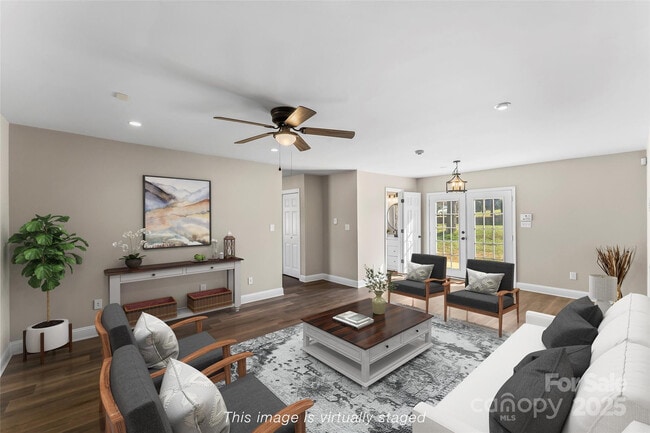 Room in House on E 29th St