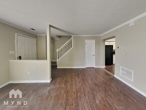 717 Redland Dr in Jonesboro, GA - Building Photo - Building Photo