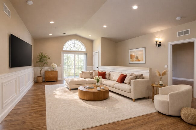 The Grand in Grand Blanc, MI - Foto de edificio - Building Photo