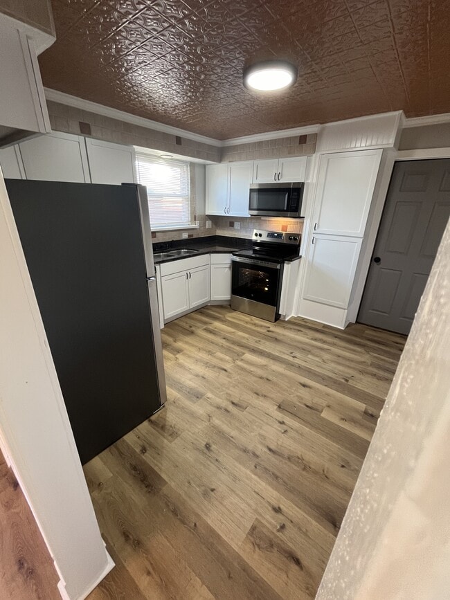 5333 Collomore Rd in Toledo, OH - Building Photo - Building Photo