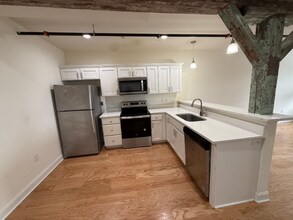 883 Broadway in Albany, NY - Building Photo - Building Photo