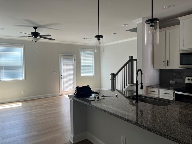 4640 Cypress Pk Dr in Gainesville, GA - Foto de edificio - Building Photo